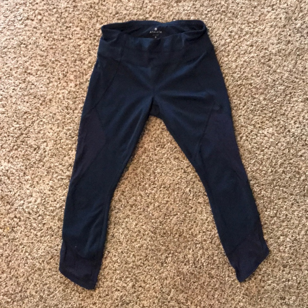 Athleta navy blue Capri